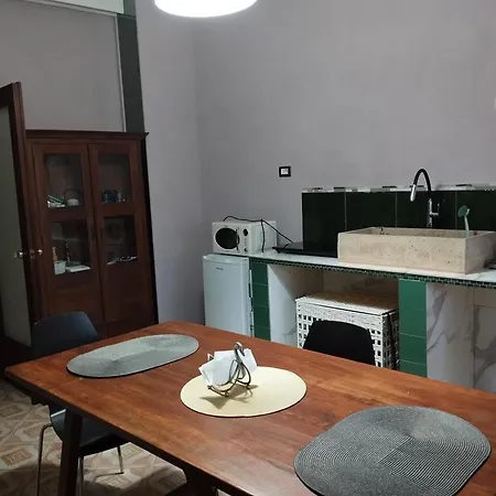 Alojamento de Acomodação e Pequeno-almoço Smeraldo