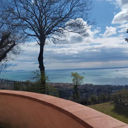 Nocleg ze śniadaniem Smeraldo Salerno