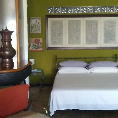 Smeraldo Bed & Breakfast 4*